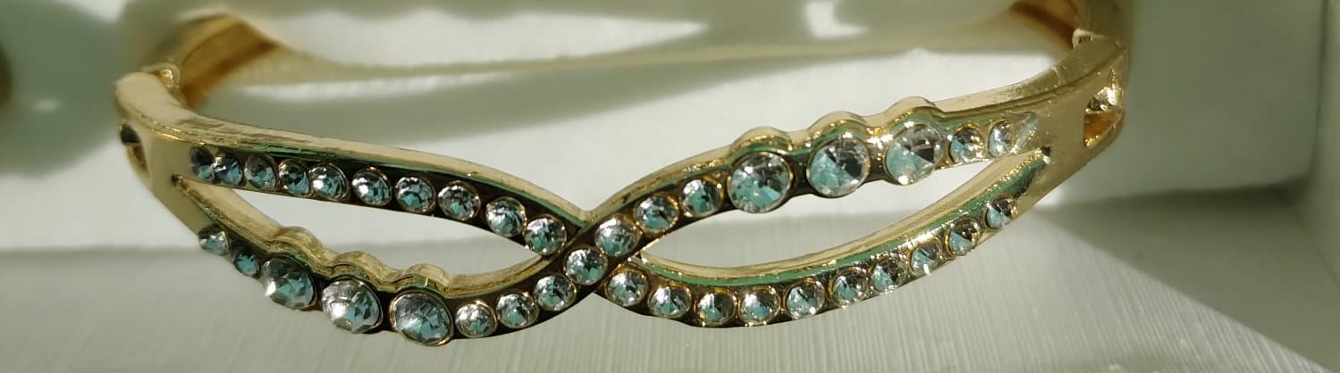 Premium Designer Bangle with Free Earrings – Choose Your Design | LUMINIYA JEWELS